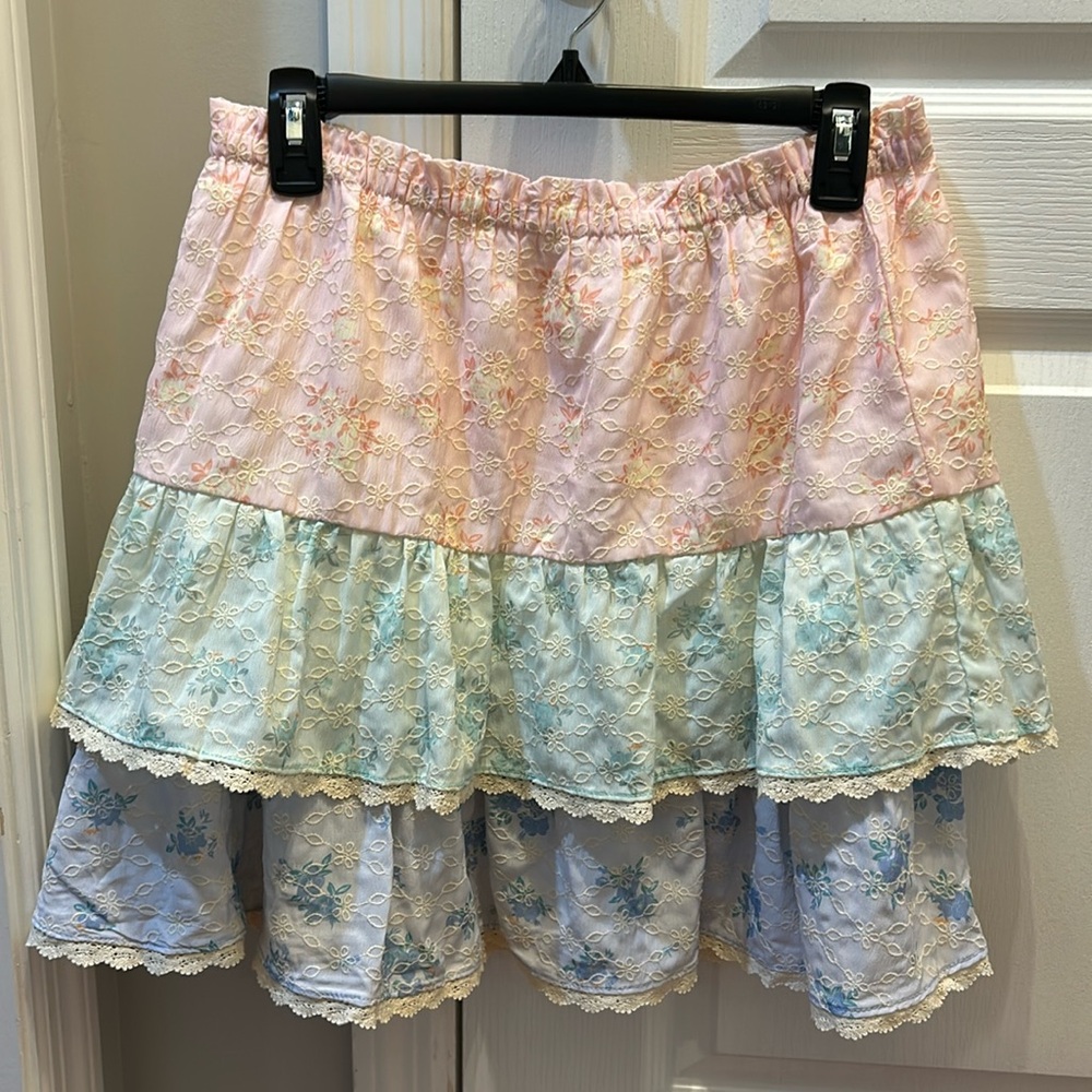 NEVER WORN, Free the Roses skirt size large
